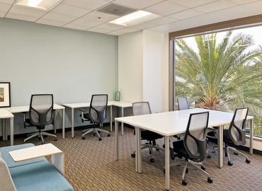 Virtual office space in Irvine, CA, 300 Spectrum Center Drive (92618) - 11 | MatchOffice.com