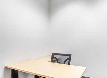  Conference room in Overland Park, KS, 7500 College Boulevard (66210) - 8 | MatchOffice.com