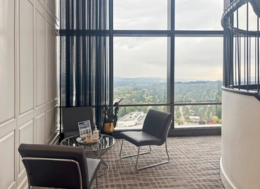  Meeting room in Bellevue, WA, 10900 Northeast 4th Street (98004) - 12 | MatchOffice