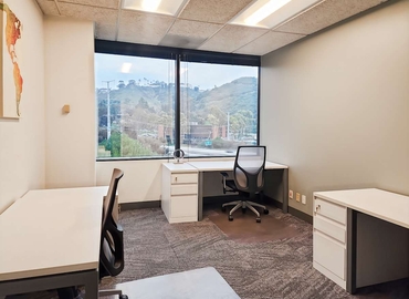  Conference room in San Diego, CA, 3111 Camino Del Rio North Suite 400 (92108) - 9 | MatchOffice.com