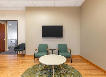  Meeting room in Elk Grove, CA, 9245 Laguna Springs Drive (95758) - 11 | MatchOffice