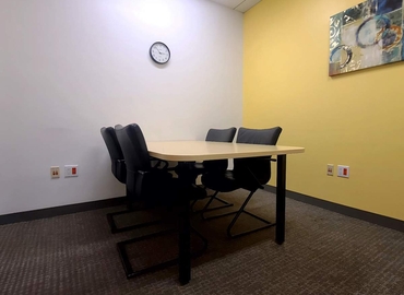  Meeting room in Newport Beach, CA, 4695 MacArthur Court (92660) - 8 | MatchOffice.com