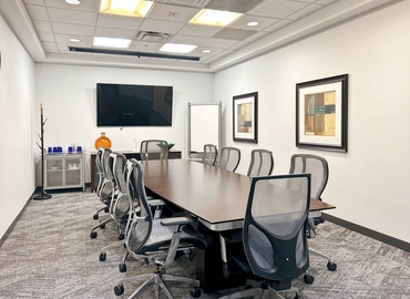  Meeting room in Phoenix, AZ, 2415 East Camelback Road (85016) - 2 | MatchOffice.com