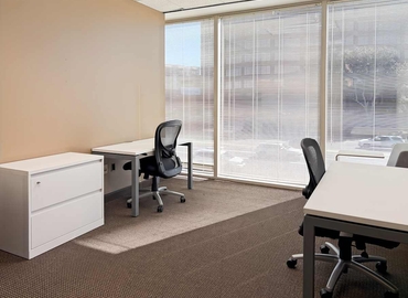  Conference room in Tampa, FL, 3001 North Rocky Point Drive East (33607) - 3 | MatchOffice.com