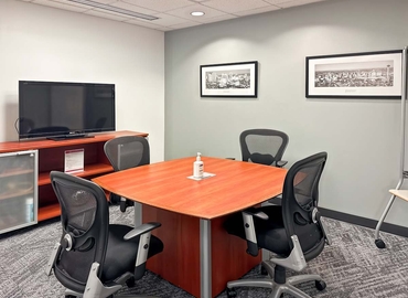  Conference room in Ontario, CA, 3281 East Guasti Road (91761) - 8 | MatchOffice.com