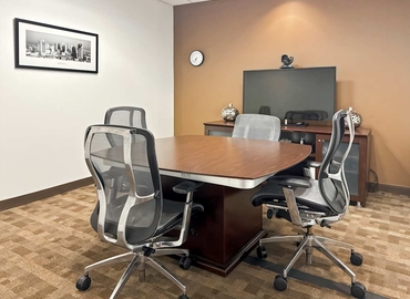  Conference room in New Orleans, 1615 Poydras Street (70112) - 2 | MatchOffice.com