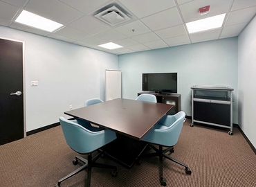 Meeting room in Lansing, MI, 120 North Washington (48933) - 9 | MatchOffice