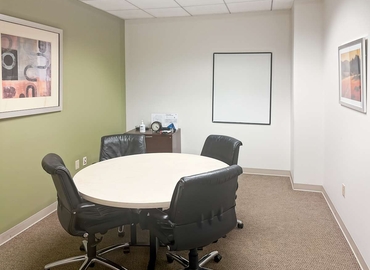  Conference space in Atlanta Perimeter - North Central, GA, 303 Perimeter Center North (30346) - 9 | MatchOffice.com