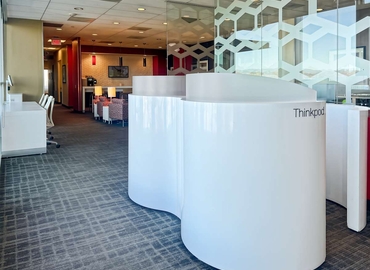  Meeting room in Valencia, 	CA, 25350 Magic Mountain Parkway (91355) - 12 | MatchOffice.com
