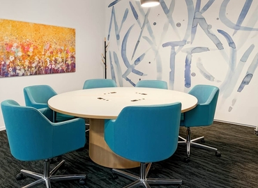  Conference center in Chevy Chase, MD, 4445 Willard Avenue (20815) - 2 | MatchOffice.com