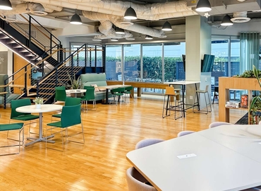  Conference room in Costa Mesa, CA, 555 Anton Boulevard (92626) - 11 | MatchOffice.com