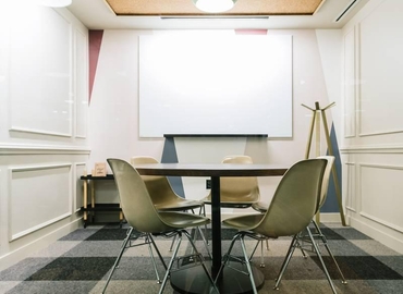 1094 m² Business park building up for rent in New York City, NY, 450 Lexington Ave (10017) - 1 | MatchOffice