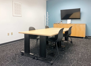  Conference room in Glendale, WI, 500 West Silver Spring Drive (53217) - 8 | MatchOffice