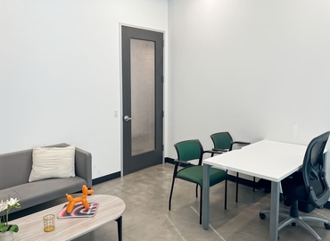  Meeting room in San Bernadino, 473 East Carnegie Drive (92408) - 3 | MatchOffice.com