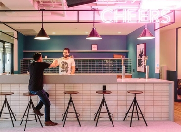 138 m² Business space place available to rent in San Francisco, CA, 2 Embarcadero Center (94111) - 5 | MatchOffice.com