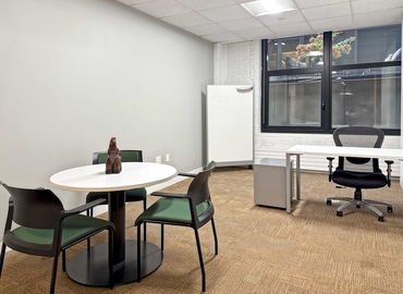  Convention center in New York City, NY, Ground Floor and Suite (10014) - 11 | MatchOffice.com