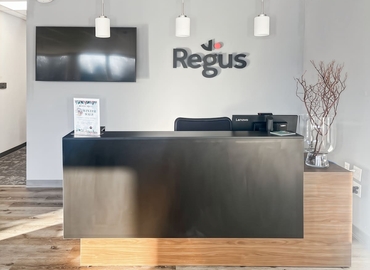  Conference room in Boston, MA, 1053 Farmington Avenue (06032) - 12 | MatchOffice.com