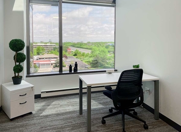  Conference space in Oak Brook, IL, 999 Oakmont Plaza Drive (60559) - 2 | MatchOffice.com