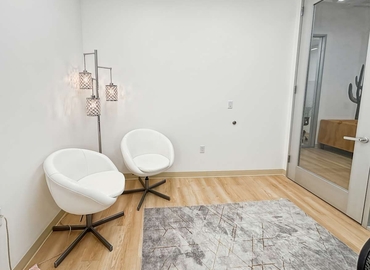  Meeting room in Houston Southwest, TX, 8990 Kirby Dr (77054) - 12 | MatchOffice