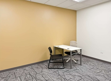  Meeting room in Chicago, IL, 2828 N Clark St (60453) - 11 | MatchOffice