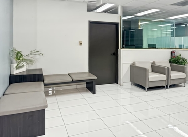  Conference room in Beverly Hills, CA, 468 N Camden Dr (90210) - 11 | MatchOffice