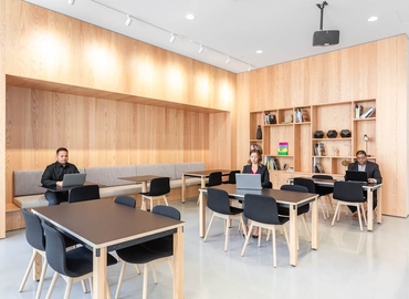  Conference space in Pasadena, CA, 680 E. Colorado Blvd. (91101) - 3 | MatchOffice.com