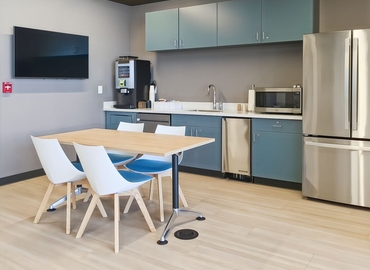  Convention center in Canton, 2014 Champions Gateway (44708) - 5 | MatchOffice