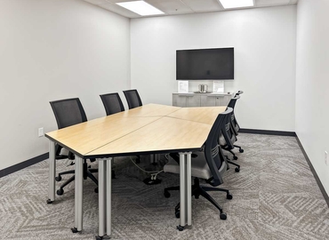  Convention center in Indianapolis, IN, 303 Congressional Blvd (46032) - 12 | MatchOffice.com