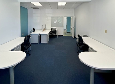  Conference room in Greensboro, NC, 516 W Friendly Ave (27401) - 6 | MatchOffice.com