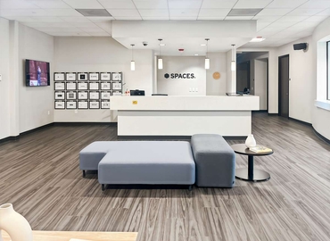  Meeting room in Fresno, CA, 265 E River Park Circle (93720) - 1 | MatchOffice.com