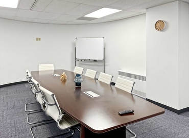  Meeting room in Pittsburgh, PA, 2000 Cliff Mine Rd (15275) - 2 | MatchOffice.com