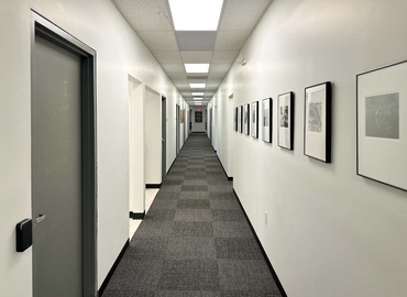  Conference hall in Detroit, MI, 2751 E Jefferson Ave (48207) - 9 | MatchOffice