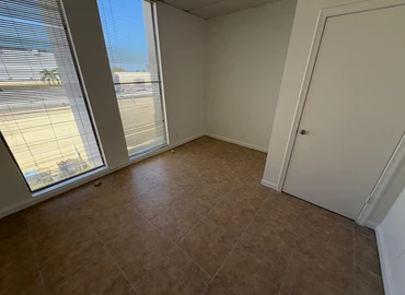 Office Palm Beach Lakes Boulevard 2300 33409 West Palm Beach, FL