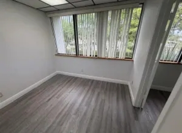 Office Old Congress Avenue 1280 33409 West Palm Beach, FL