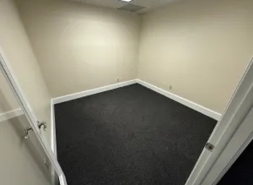 Office South Perimeter Road 1801 33309 Fort Lauderdale, FL