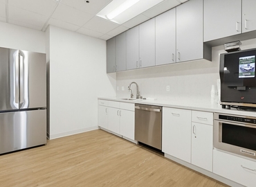 Office Encino 91436 Encino	, CA