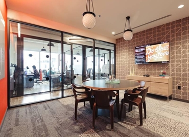 315 m² Business center property up for rent in Chicago, IL, 111 West Illinois Street (60654) - 2 | MatchOffice.com