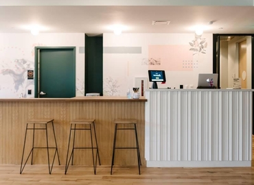 1221 m² Business space place for rent in Manhattan Beach	 CA, 1240 Rosecrans Ave (90266) - 3 | MatchOffice.com