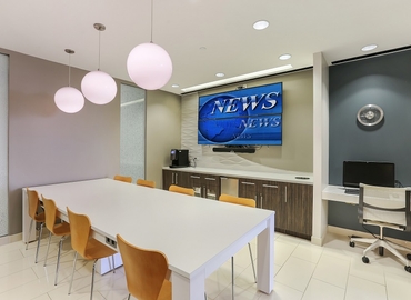 250 m² Business park place for rent in Houston Central, TX, One Riverway (77056) - 1 | MatchOffice.com
