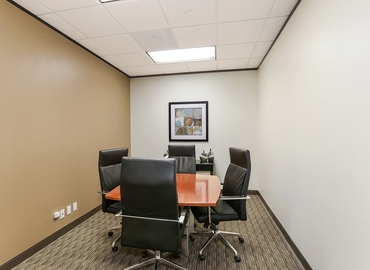 250 m² Business space place available to rent in Houston Central, TX, One Riverway (77056) - 2 | MatchOffice.com