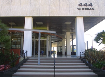 785 m² Business center place up for rent in Long Beach,	 CA, 444 W Ocean Blvd. (90802) - 1 | MatchOffice