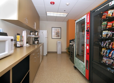 698 m² Serviced office building available to rent in Panorama City, 	CA, 14500 Roscoe Blvd (91402) - 10 | MatchOffice