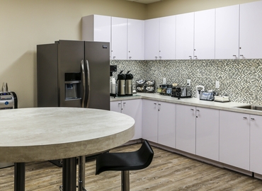 200 m² Business park place up for rent in Phoenix, AZ, 11201 North Tatum Boulevard (85028) - 3 | MatchOffice.com