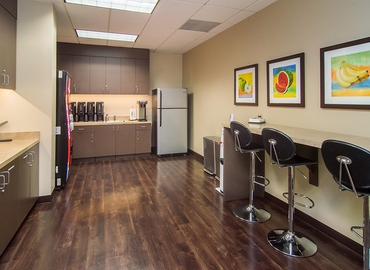650 m² Business space in Irvine, CA, 16755 Von Karman Ave (92606) - 3 | MatchOffice.com