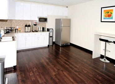 500 m² Business park building for rent in Phoenix, AZ, North 24th Street 4742 (85016) - 7 | MatchOffice.com