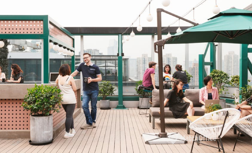 100 m² Business center in Shanghai, Pudong, Huashan Road 1901 (200030) - 1 | MatchOffice.com