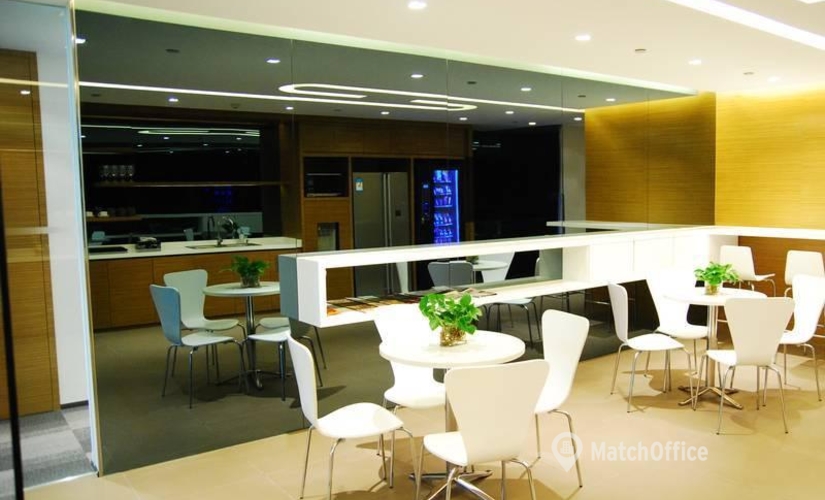 35 m² Shared workspace in Shanghai, Huangpu, 25/F Central Plaza (200000) - 0 | MatchOffice.com