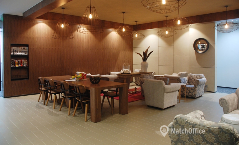 2000 m² Business center building up for rent in Shenzhen, Level 14 (518000) - 3 | MatchOffice.com