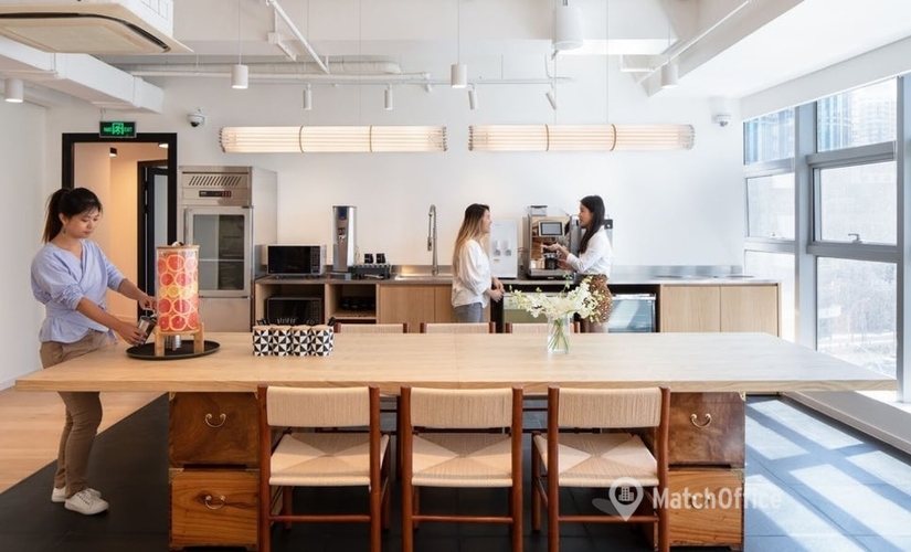 40 m² Serviced office building available to rent in Shanghai, Changning, Changshou Road 868 (200042) - 4 | MatchOffice.com