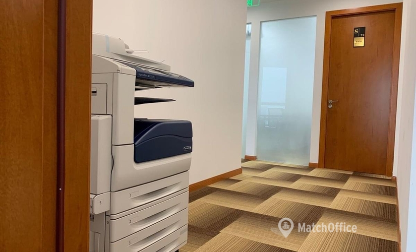 40 m² Serviced office place up for rent in Shanghai, Pudong, Zhang Yang Lu 707 (200122) - 3 | MatchOffice.com